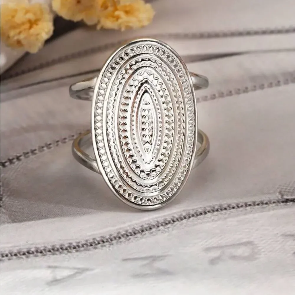 Silver Medallion Ring 7
